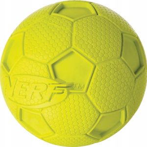 Nerf Piszcząca piłka nożna L, zielona/czerwona - 1 zdjęcie
