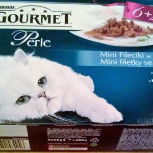 Purina Gourmet 6+2 gratis Perle mini fileciki w sosie mokra karma dla kota 2x z wołowiną, 2x z kurczakiem, 2x z królikiem, 2x z łososiem 8x85g - 1 zdjęcie